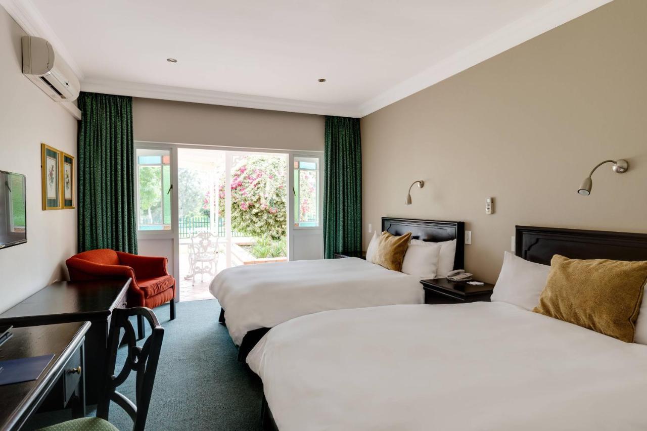 Protea Hotel By Marriott George King George Eksteriør bilde