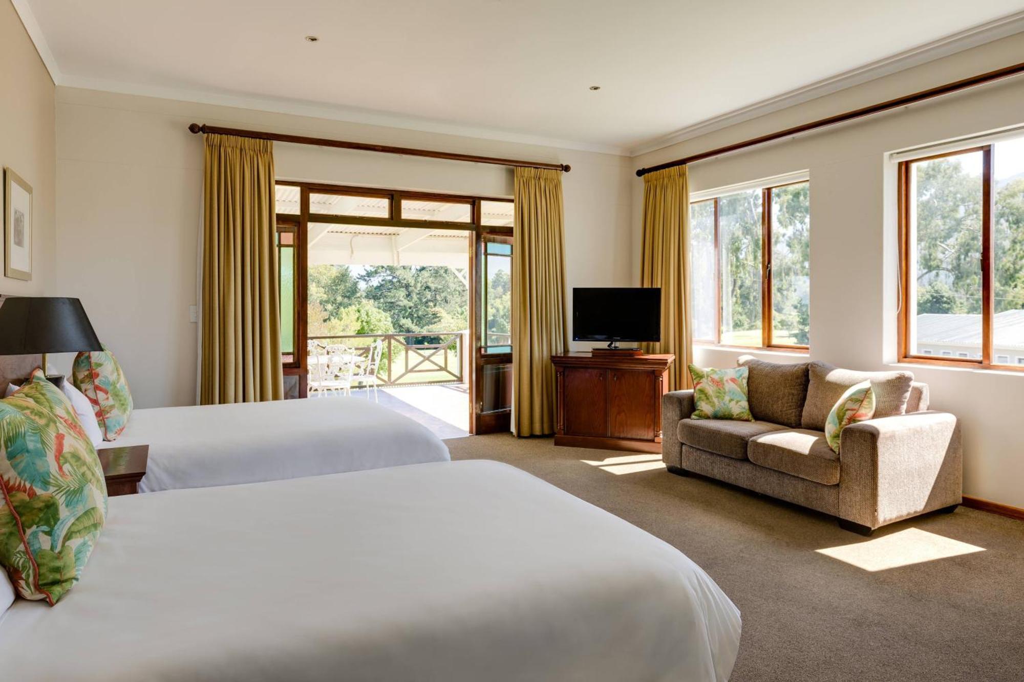 Protea Hotel By Marriott George King George Eksteriør bilde